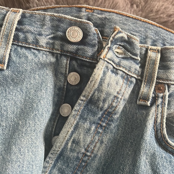 Levi’s - Picture 5 of 13